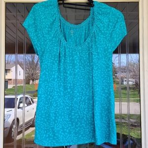 Motherhood maternity nursing top